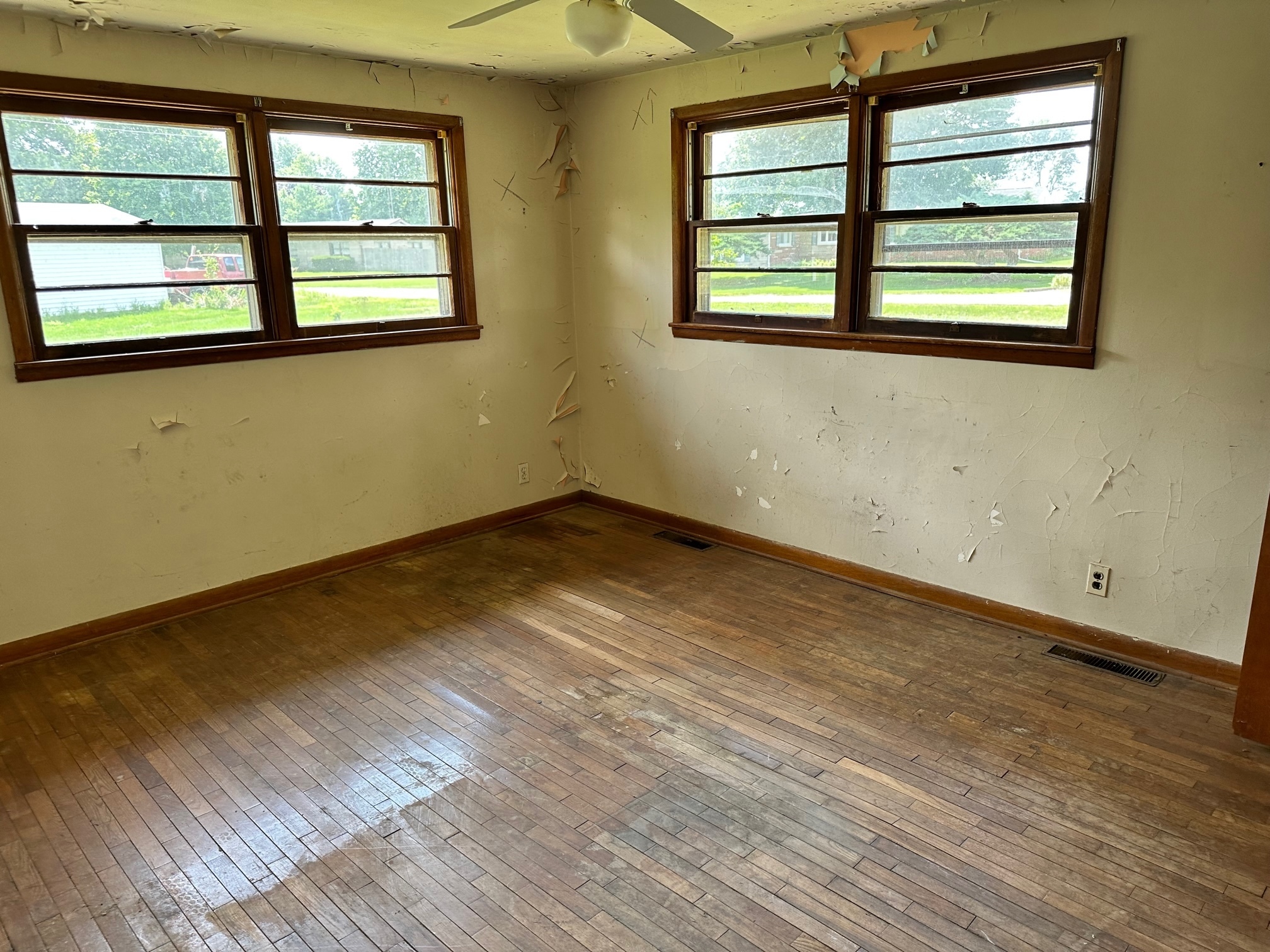 122 Sycamore Street Rosedale, IN 47874 - Photo 7 of 10