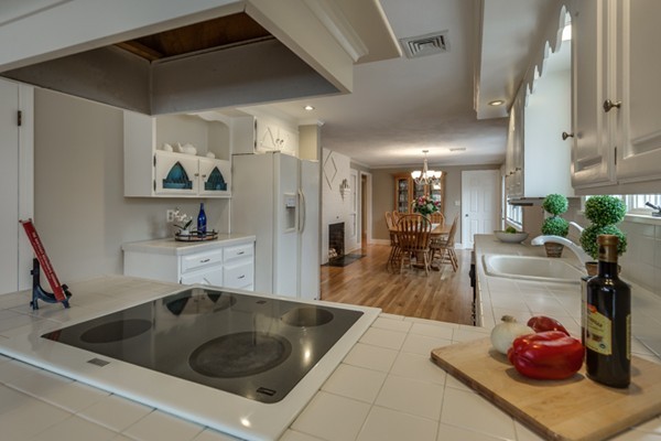 6 Kelley Road Wilmington, MA 01887 - Photo 13 of 28 Gallery Image 13