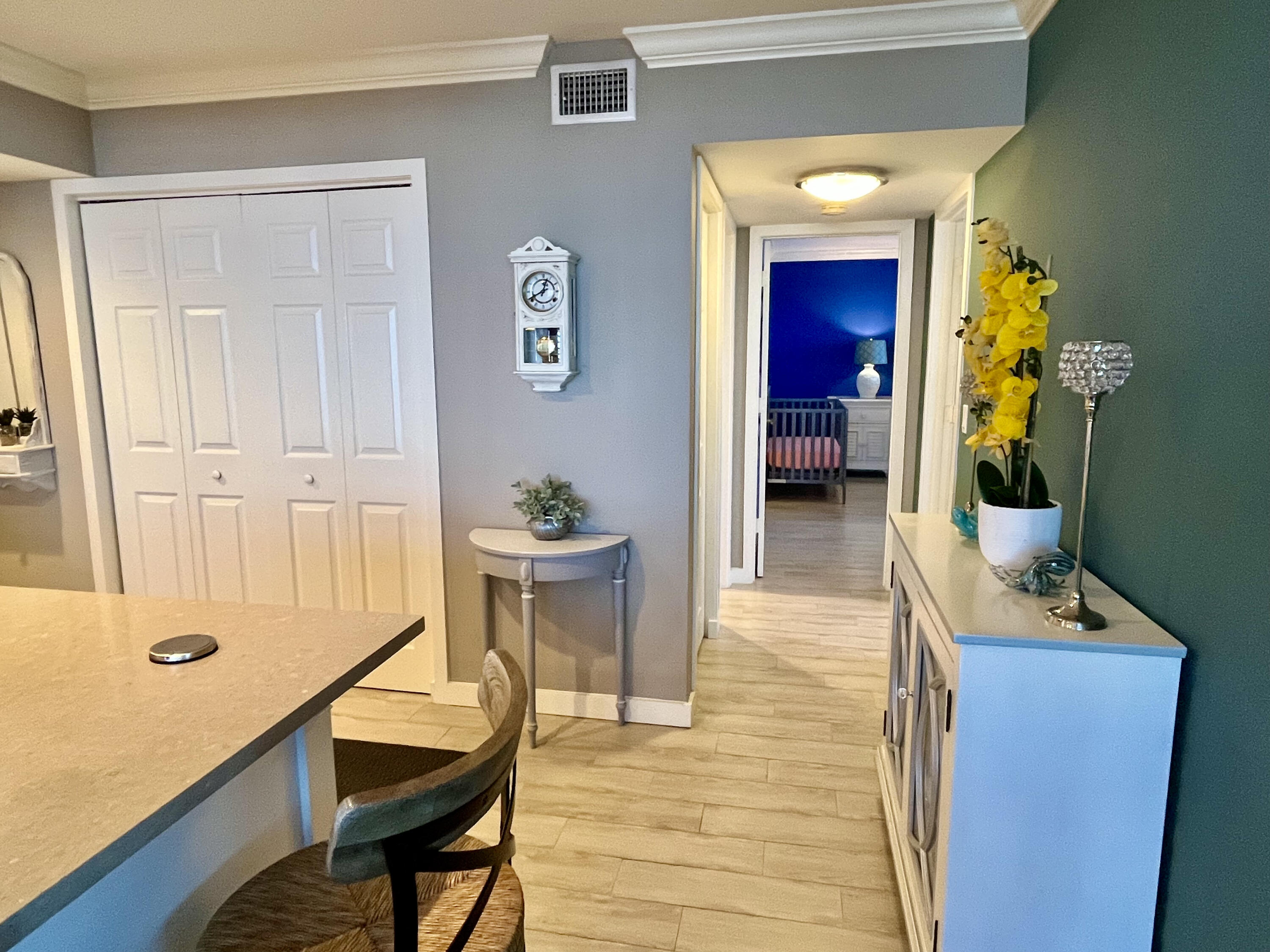 5440 North Ocean Drive, Unit 601 Riviera Beach, FL 33404 - Photo 12 of 55 Foyer
