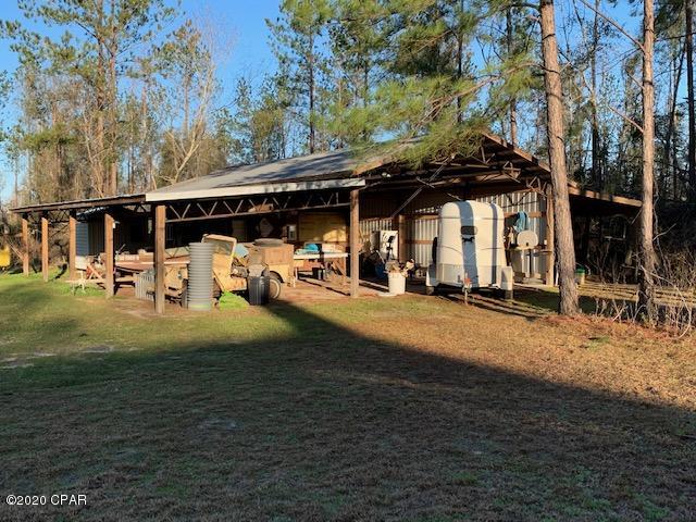 2749 Lawrence Road Marianna, FL 32446 - Photo 9 of 11 Gallery Image 9