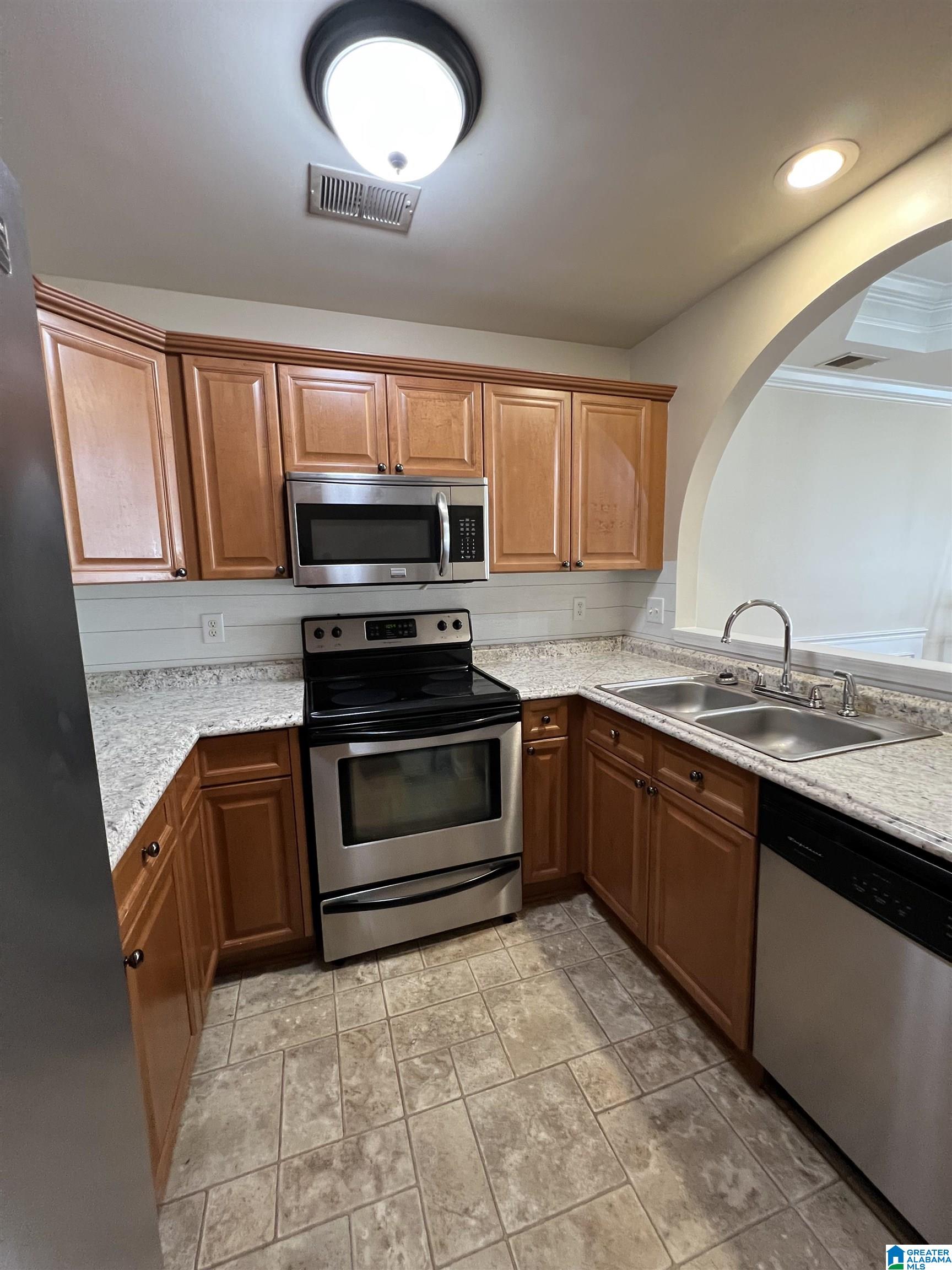 8312 Miller Place Morris, AL 35116 - Photo 4 of 14