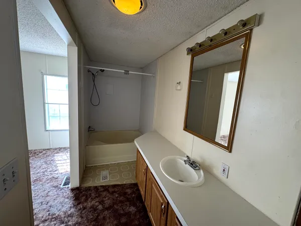 $43,000 | 905 Daniel Boone Drive, Green River, WY 82935
