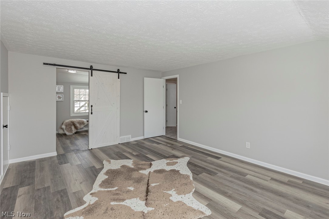 1896 Winchester Road Cleveland, OH 44124 - Photo 23 of 35