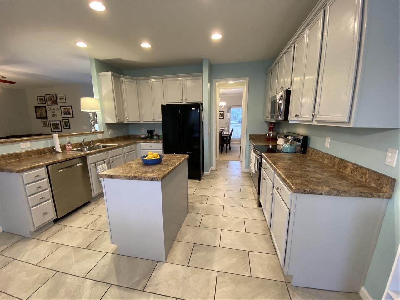 123 Castleton Circle Boiling Springs, SC 29316 - Photo 6 of 22 Kitchen