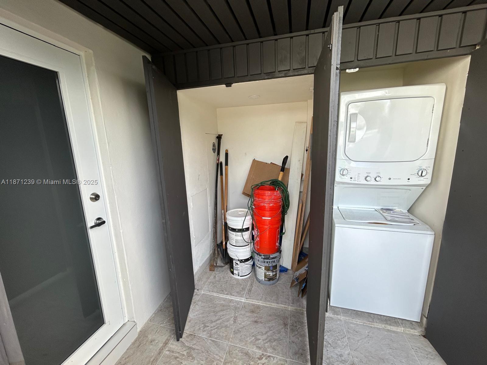 14204 Southwest 84th Street, Unit 1 Miami, FL 33183 - Photo 4 of 13