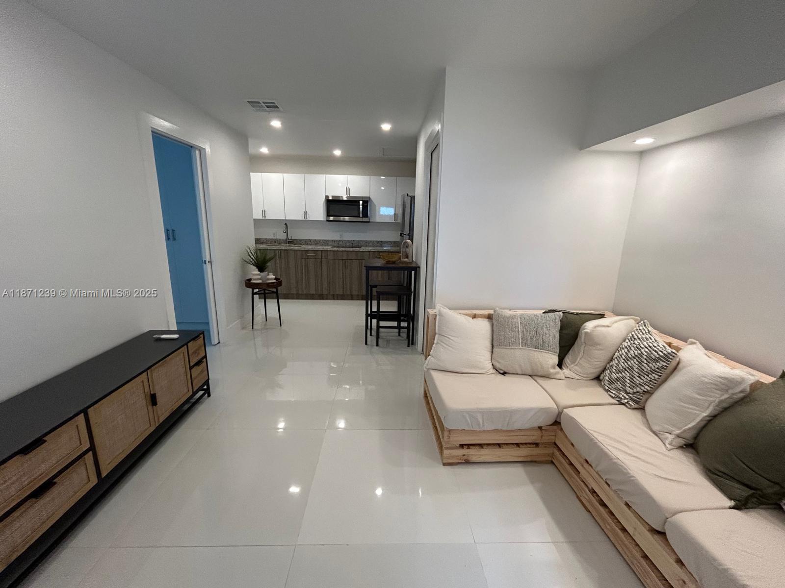 14204 Southwest 84th Street, Unit 1 Miami, FL 33183 - Photo 5 of 13