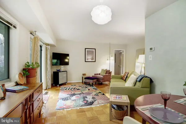 $325,000 | 10607 Montrose Avenue, Unit M3, Bethesda, MD 20814