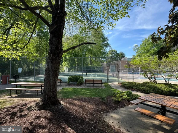 $325,000 | 10607 Montrose Avenue, Unit M3, Bethesda, MD 20814