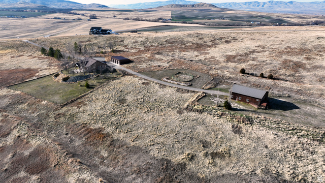 2666 Valley View West Mendon, UT 84325 - Photo 14 of 34