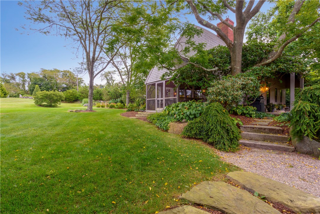 89 Old Main Road Little Compton, RI 02837 - Photo 7 of 34