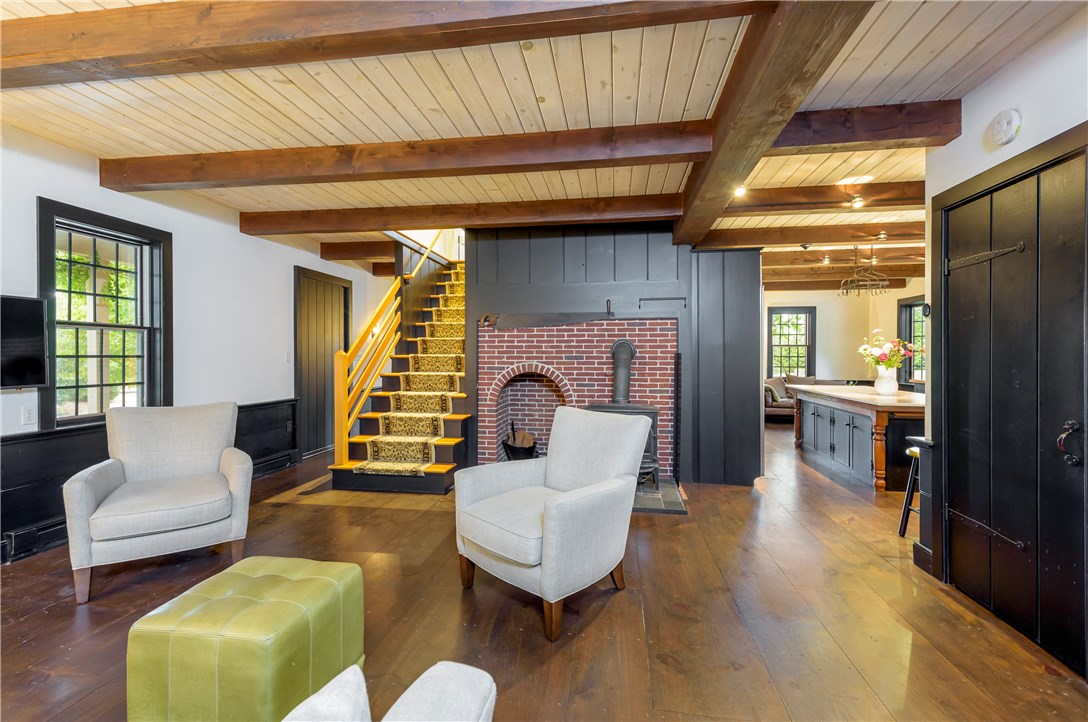 89 Old Main Road Little Compton, RI 02837 - Photo 8 of 34