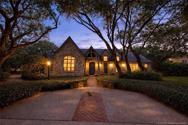 $1,475,000 | 10 Pineapple Lane, Stuart, FL 34996