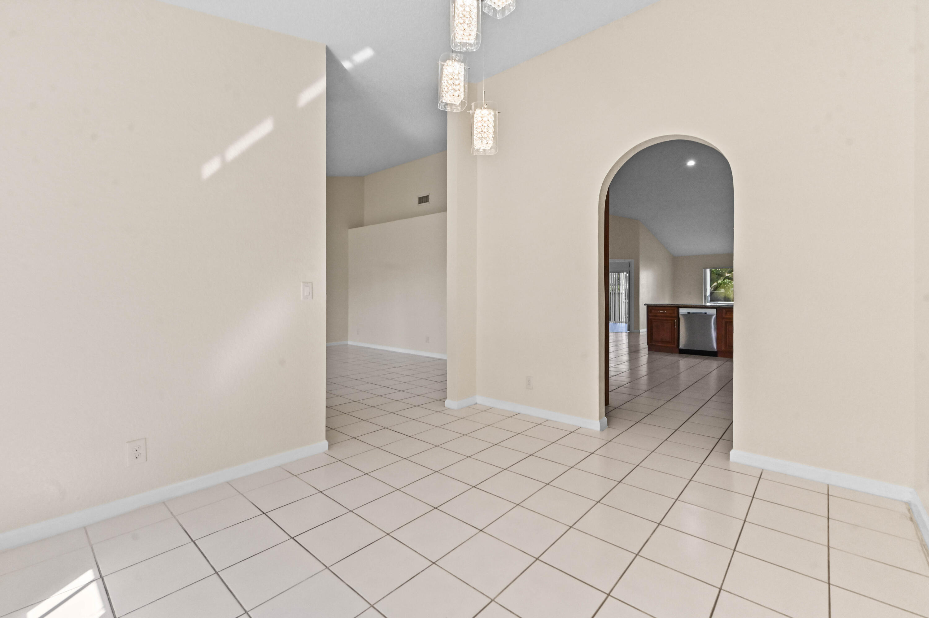 18377 Fresh Lake Way Boca Raton, FL 33498 - Photo 9 of 34 10 Dining room 03