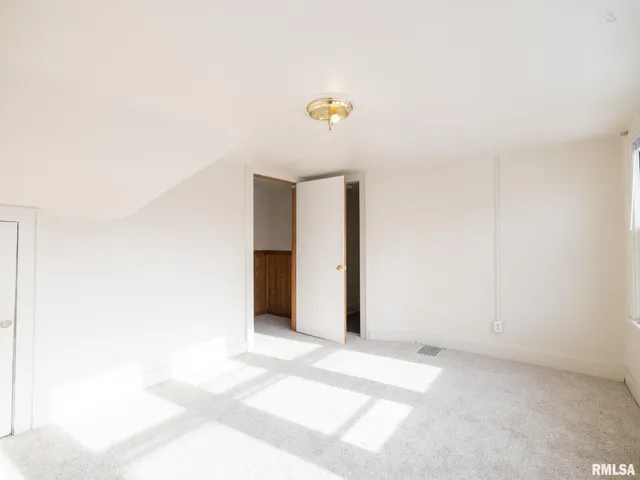 $114,900 | 615 Summer Street, Pekin, IL 61554