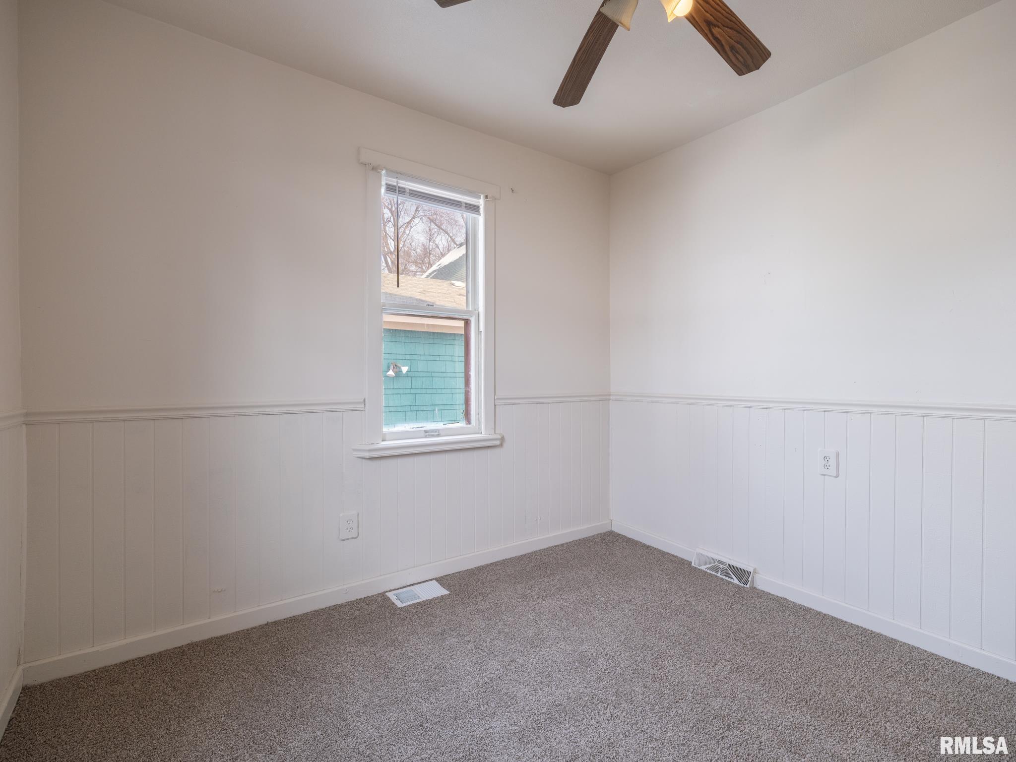 615 Summer Street Pekin, IL 61554 - Photo 25 of 60