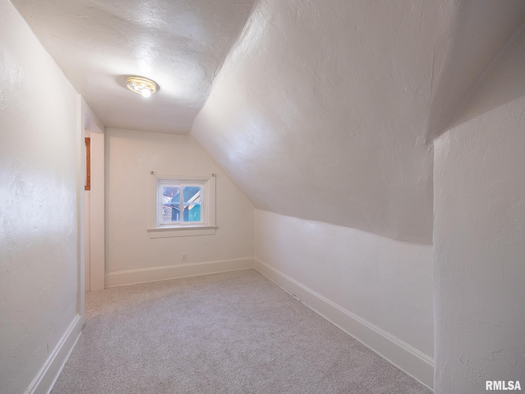 615 Summer Street Pekin, IL 61554 - Photo 40 of 60