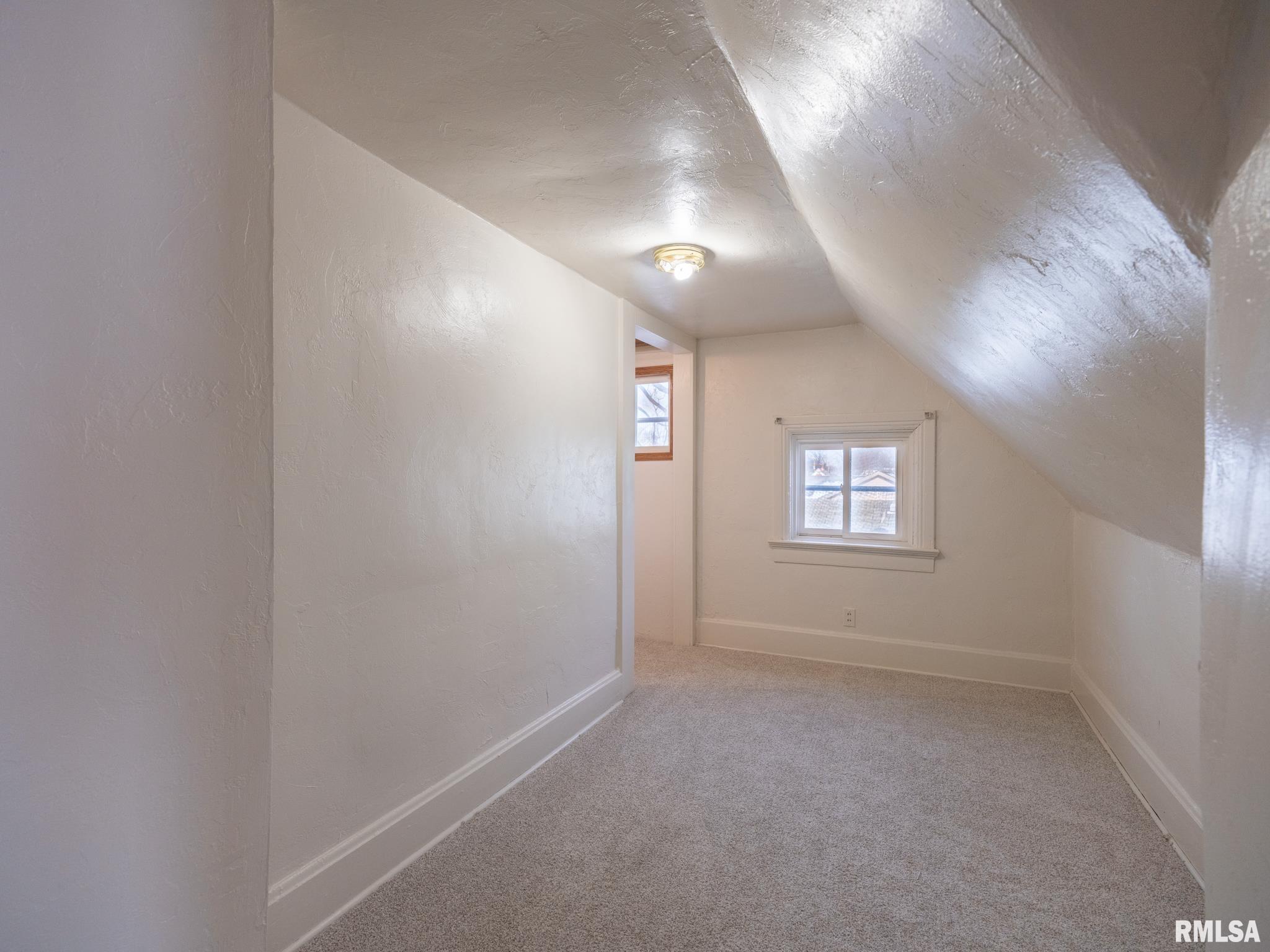 615 Summer Street Pekin, IL 61554 - Photo 41 of 60