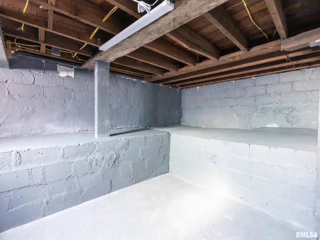 $114,900 | 615 Summer Street, Pekin, IL 61554