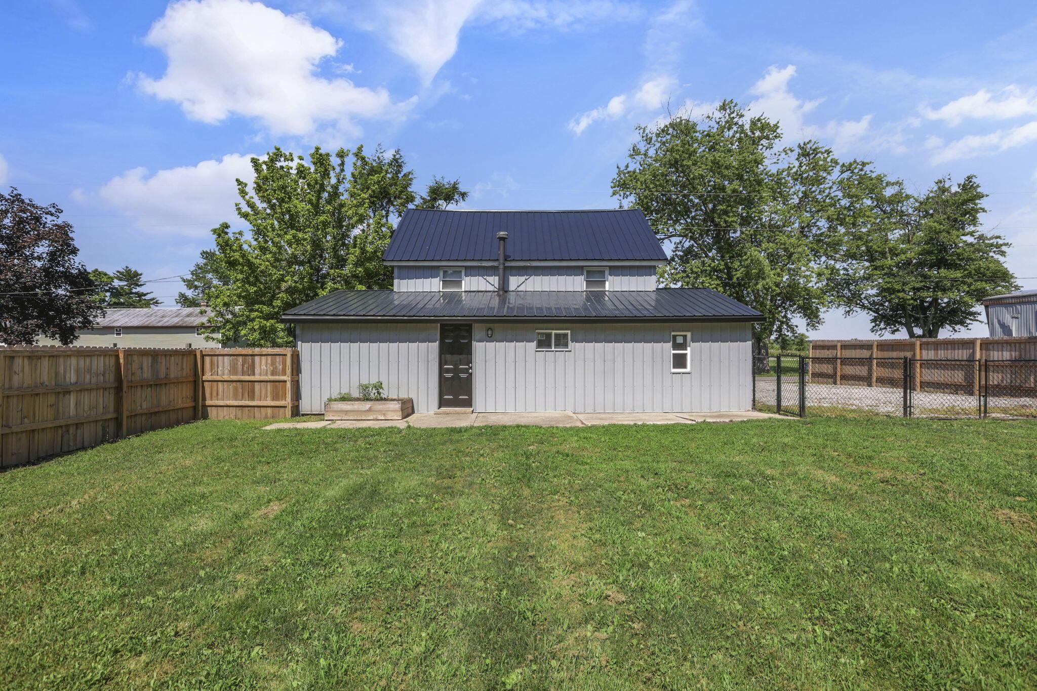 8898 Baker Road Stoutsville, OH 43154 - Photo 4 of 27 28-web-or-mls-LO5A0146