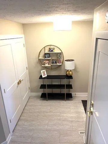 $269,500 | 5954 Crow Valley Park Drive, Davenport, IA 52807