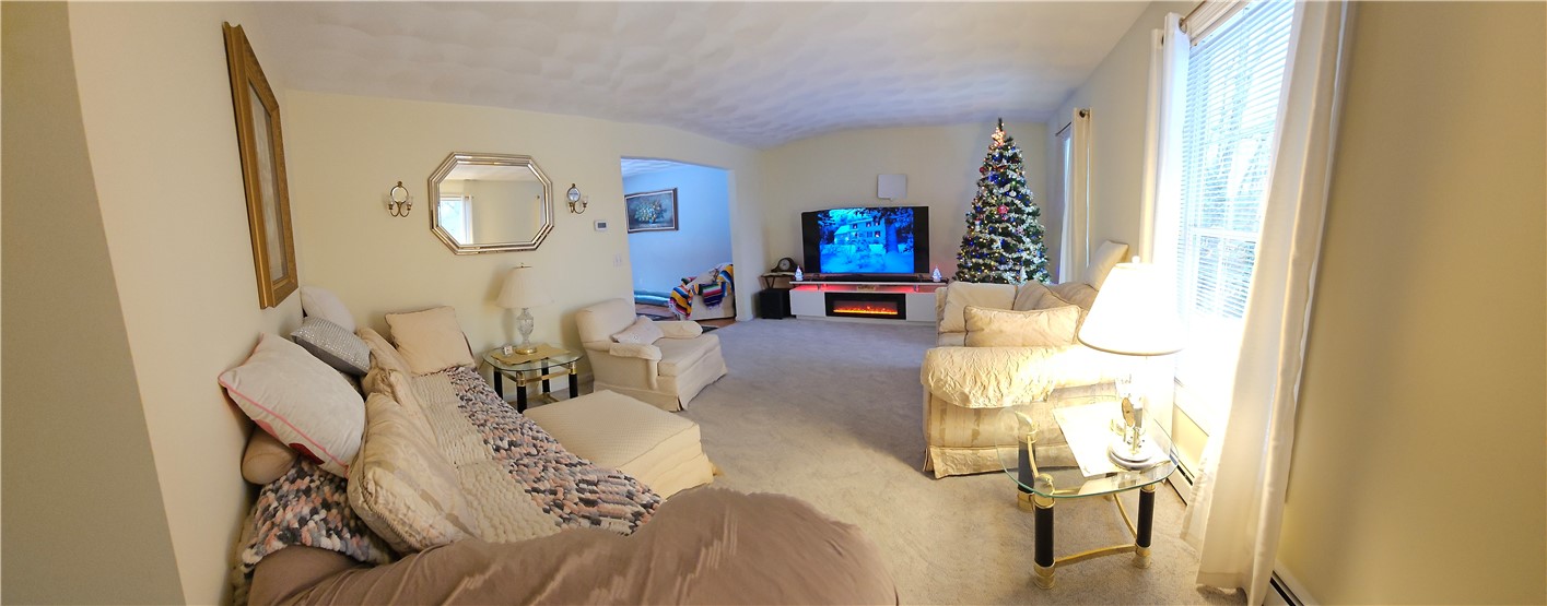 45 Old Sayles Hill Road North Smithfield, RI 02896 - Photo 2 of 14 Livingroom