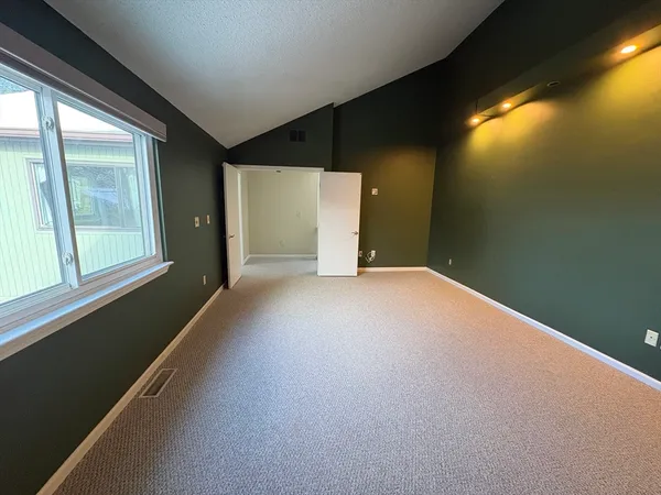 $3,500 | 93 Spyglass Hill Drive, Unit 93, Ashland, MA 01721
