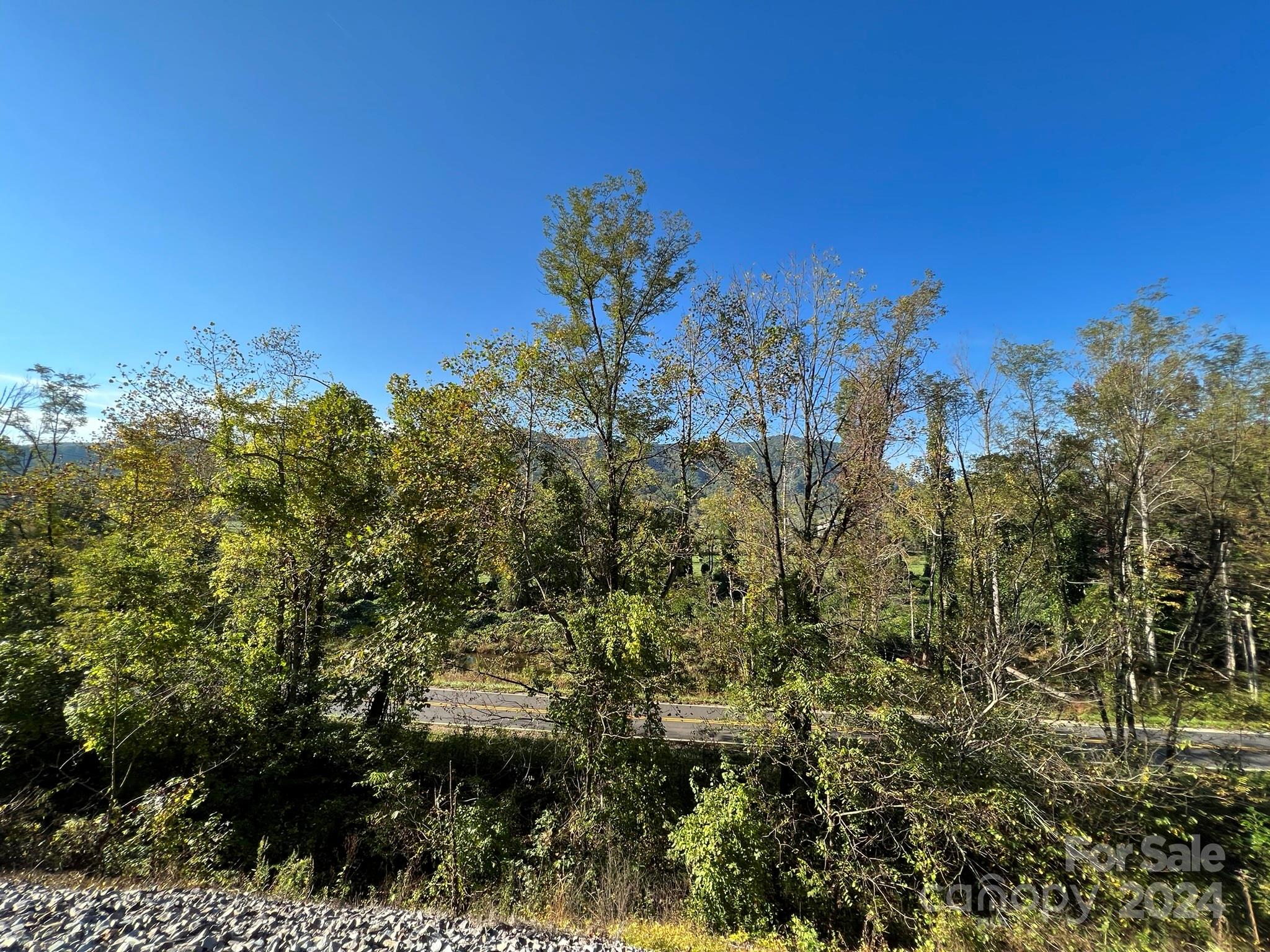 6786 Old Linville Road Marion, NC 28752 - Photo 14 of 33