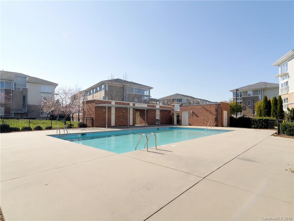 644 Raphael Place Charlotte, NC 28205 - Photo 8 of 10