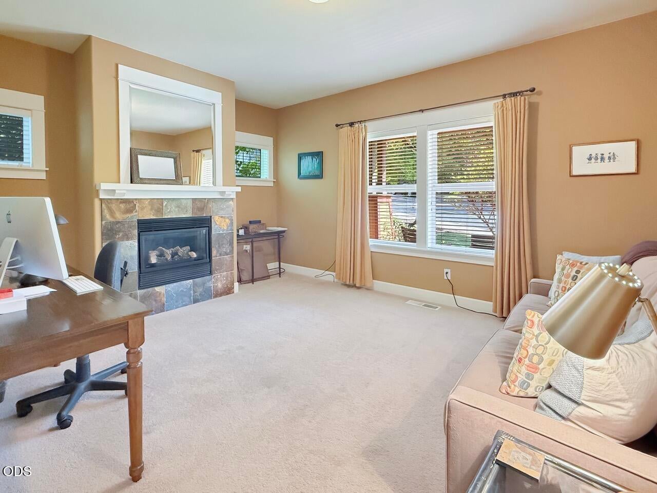 2331 Northwest Awbrey Road Bend, OR 97703 - Photo 16 of 42 Gallery Image 16