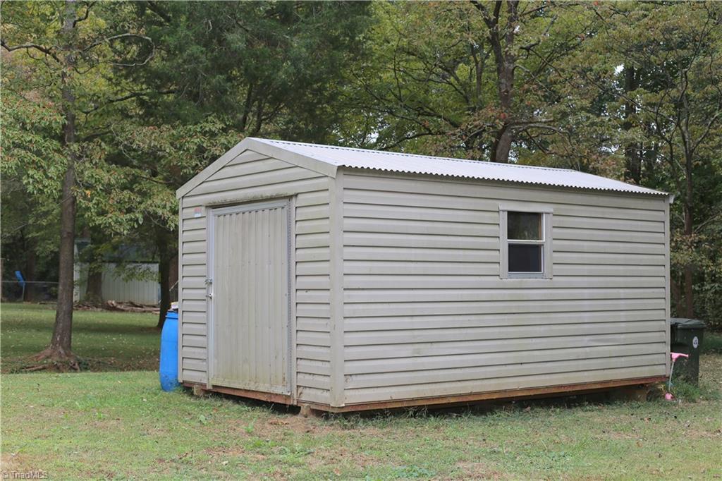 709 Quail Road Lexington, NC 27292 - Photo 16 of 21 Gallery Image 16