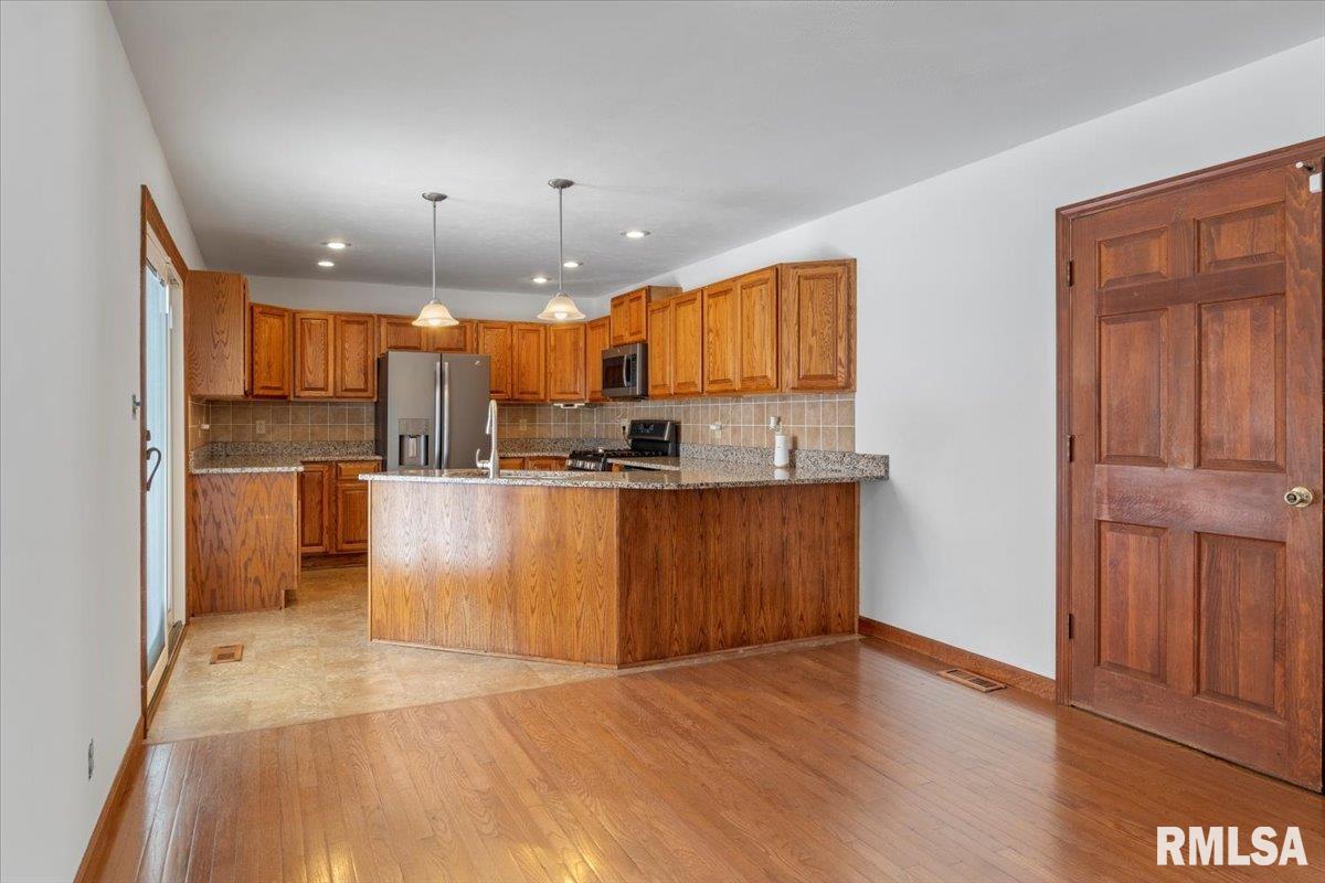 509 Magnolia Drive Rochester, IL 62563 - Photo 11 of 38