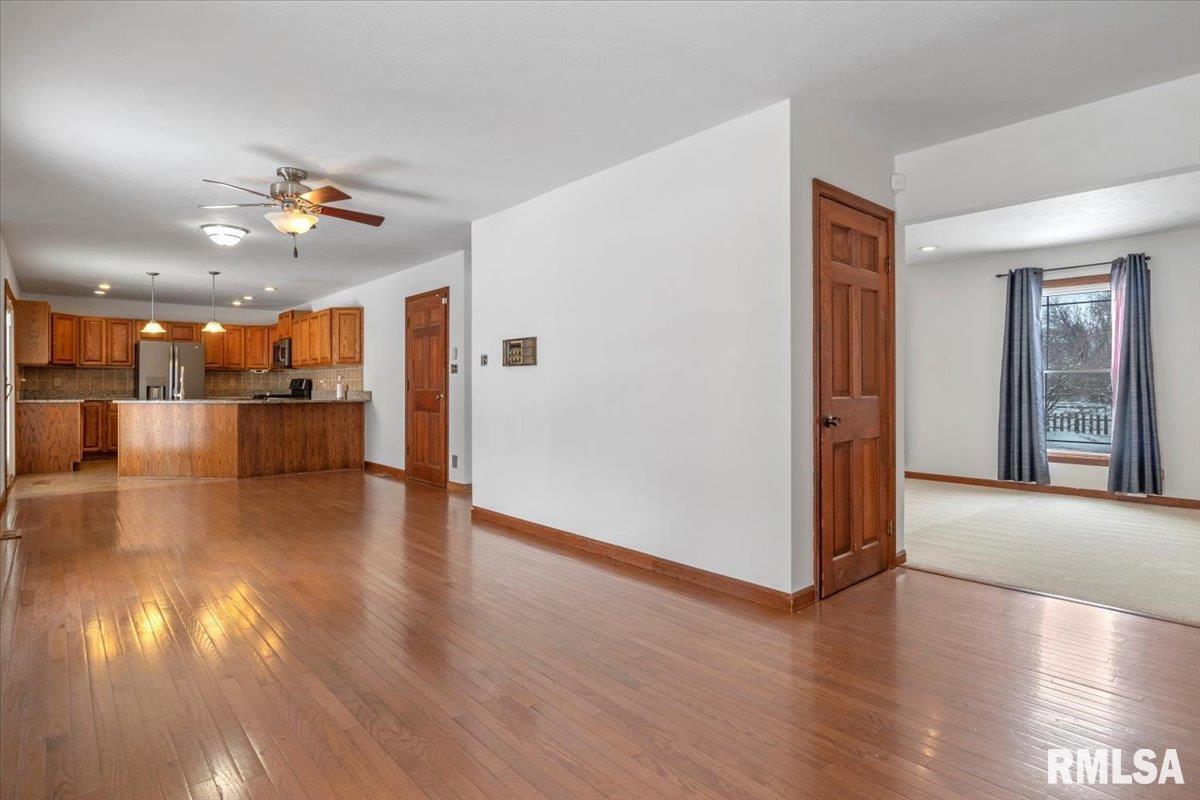 509 Magnolia Drive Rochester, IL 62563 - Photo 8 of 38