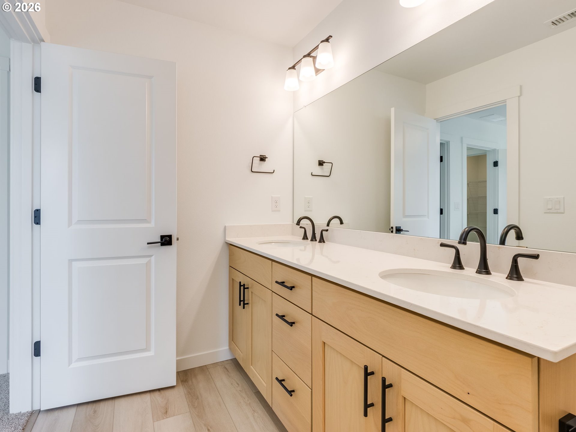 806 Northwest 178th Street Ridgefield, WA 98642 - Photo 31 of 36