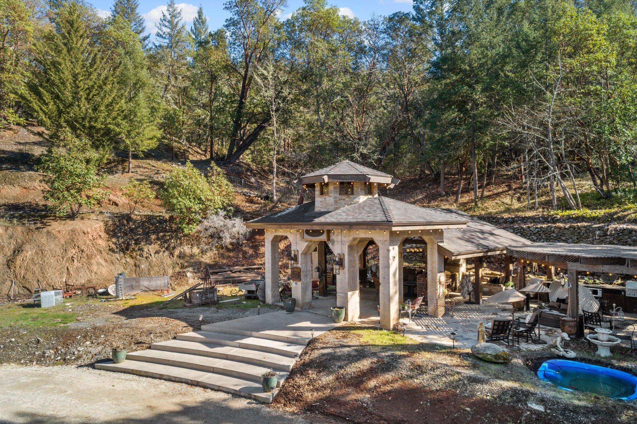 4400 Kane Creek Road Central Point, OR 97502 - Photo 59 of 66 60-web-or-mls-DJI_0008