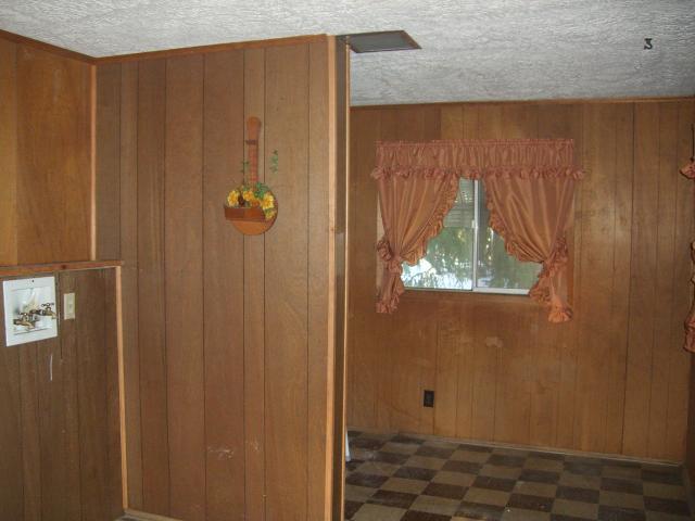 2135 Ferris Road Columbus, OH 43224 - Photo 5 of 10 Gallery Image 5