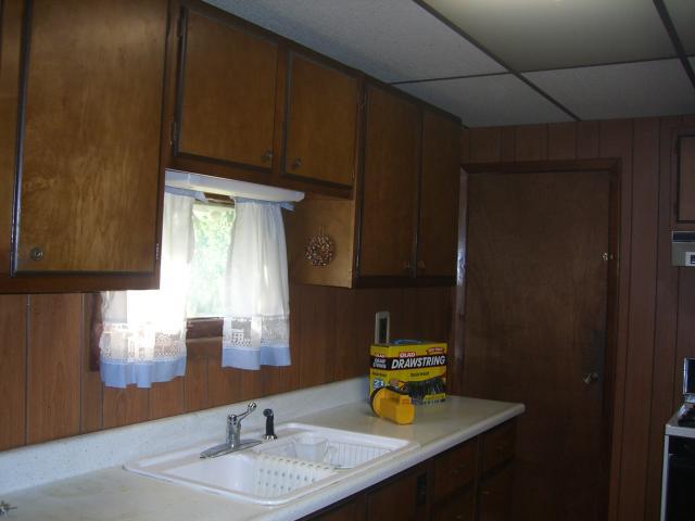2135 Ferris Road Columbus, OH 43224 - Photo 6 of 10 Gallery Image 6