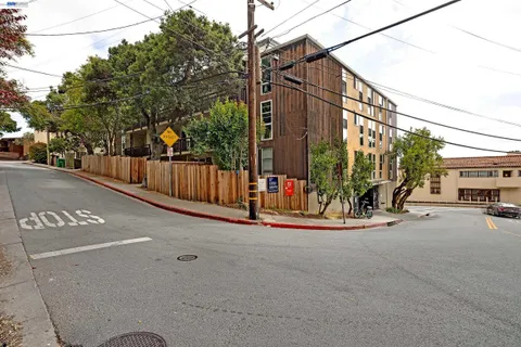 $779,000 | 2 Panoramic Way, Unit 306, Berkeley, CA 94704