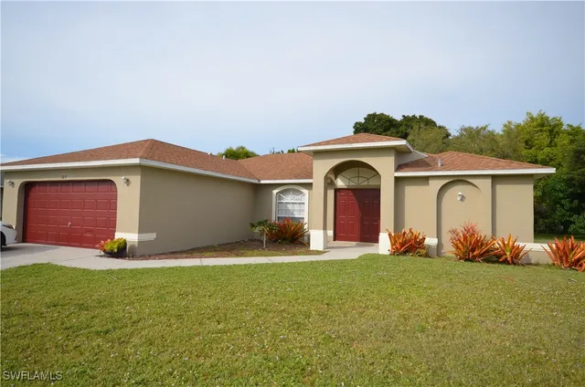 $1,650 | 327 Southeast 31st Terrace, Cape Coral, FL 33904