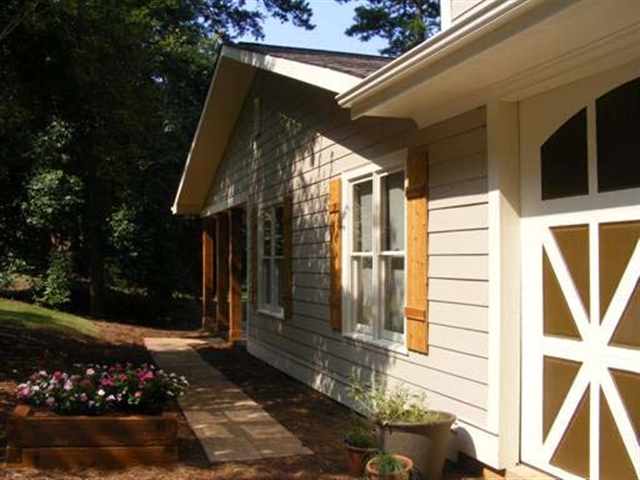 295 Collins Road Lavonia, GA 30553 - Photo 3 of 24 Gallery Image 3