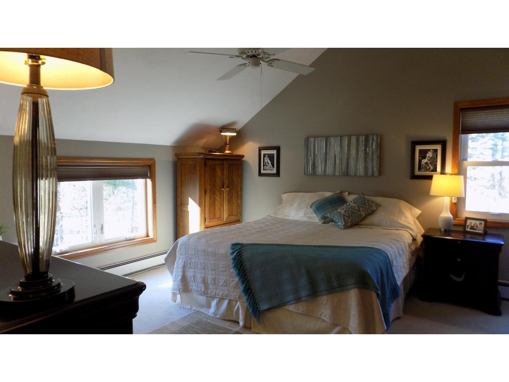 4 Fox Hollow Road Derry, NH 03038 - Photo 20 of 36