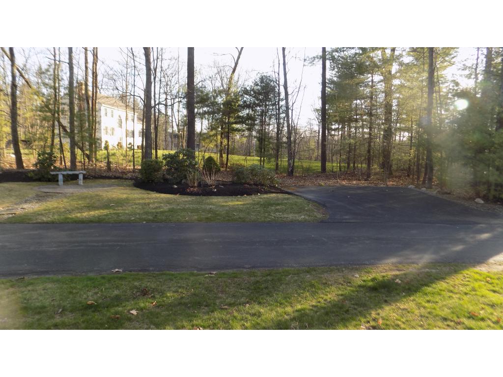 4 Fox Hollow Road Derry, NH 03038 - Photo 33 of 36
