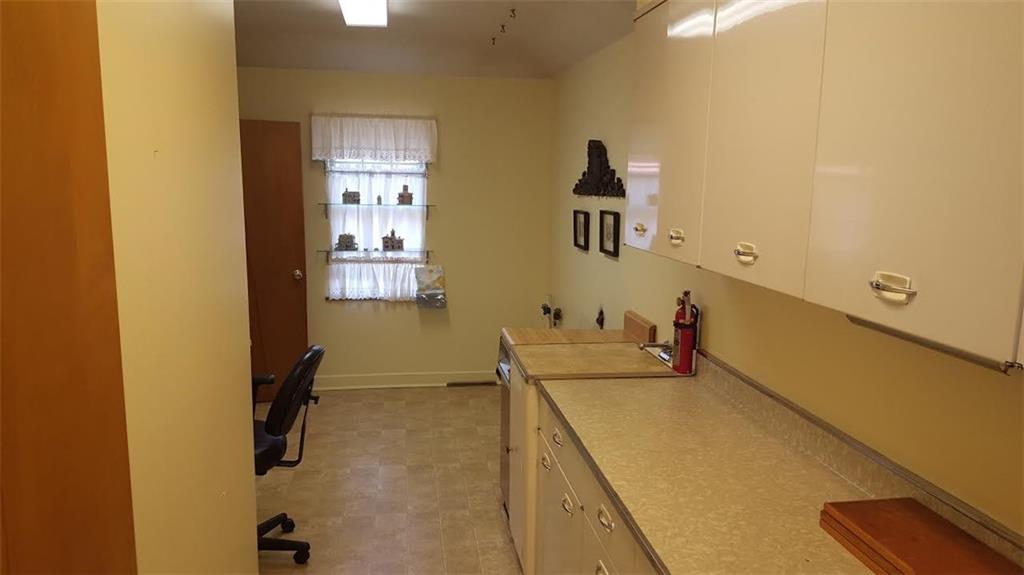 1080 Spring Hill Road Shelbyville, IN 46176 - Photo 13 of 22 Gallery Image 13