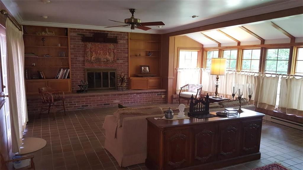 1080 Spring Hill Road Shelbyville, IN 46176 - Photo 8 of 22 Gallery Image 8