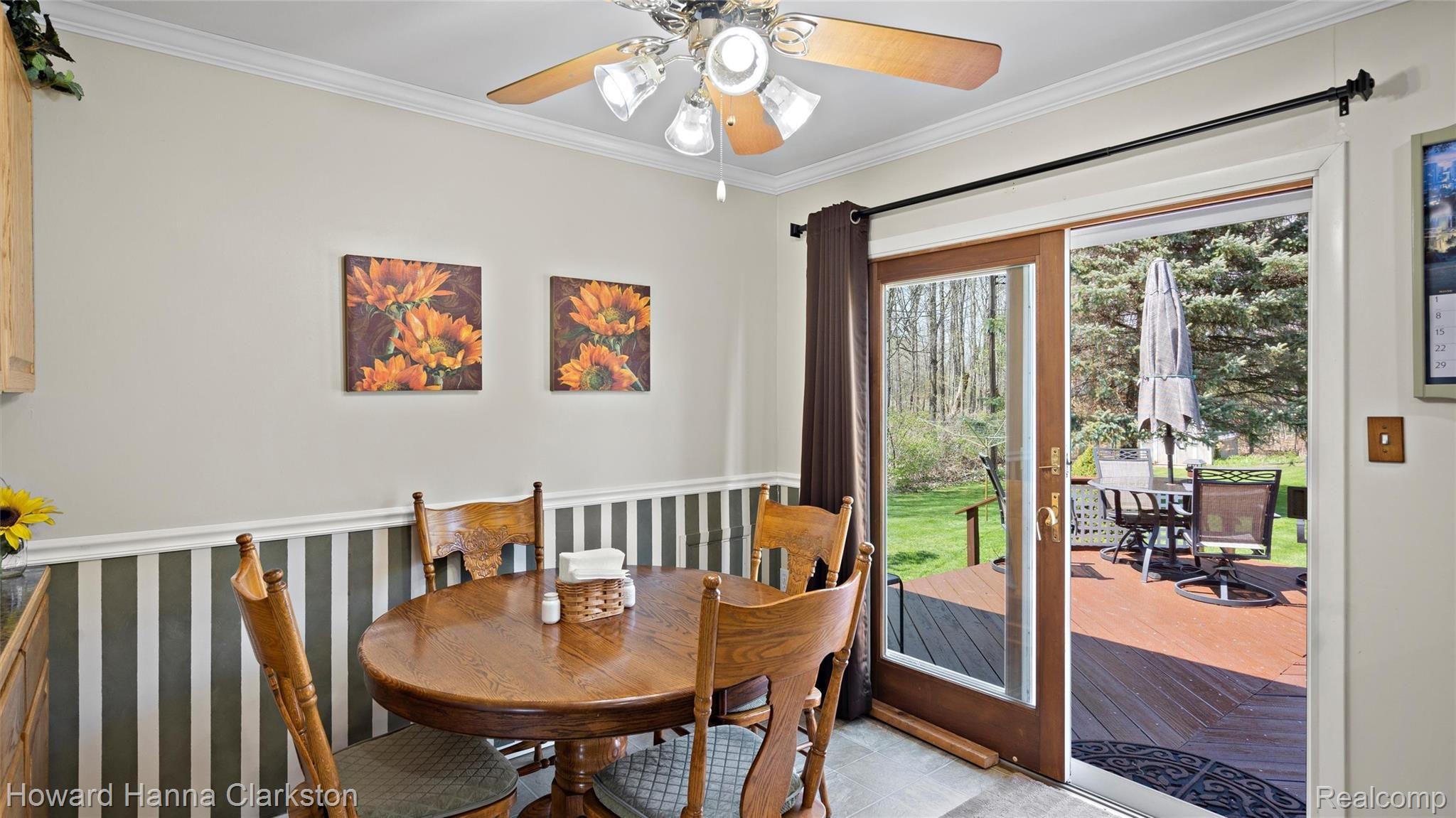 5122 Waldon Road Clarkston, MI 48348 - Photo 8 of 21 Breakfast nook