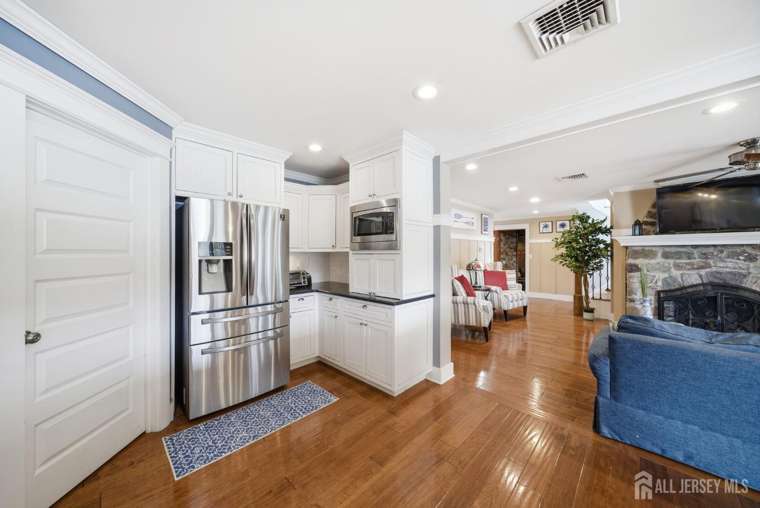 84 West Shore Road Denville, NJ 07834 - Photo 14 of 45 Gallery Image 14