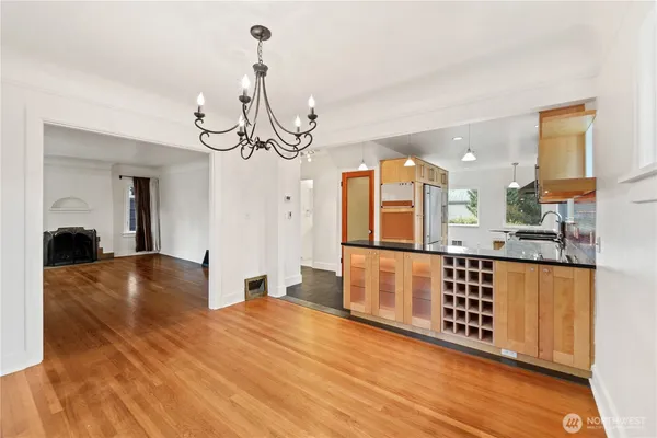 $5,495 | 3113 Northeast 65th Street, Seattle, WA 98115