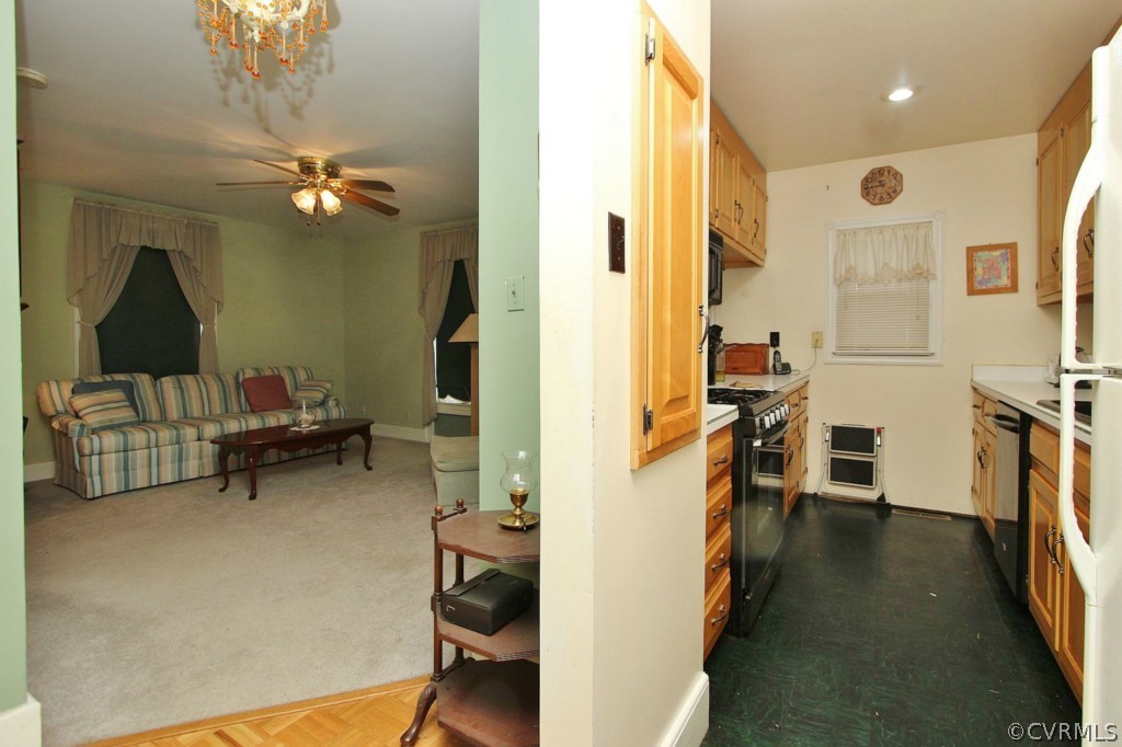 3005 Plank Road Kenbridge, VA 23944 - Photo 21 of 24 a view of a livingroom with furniture and a flat screen tv