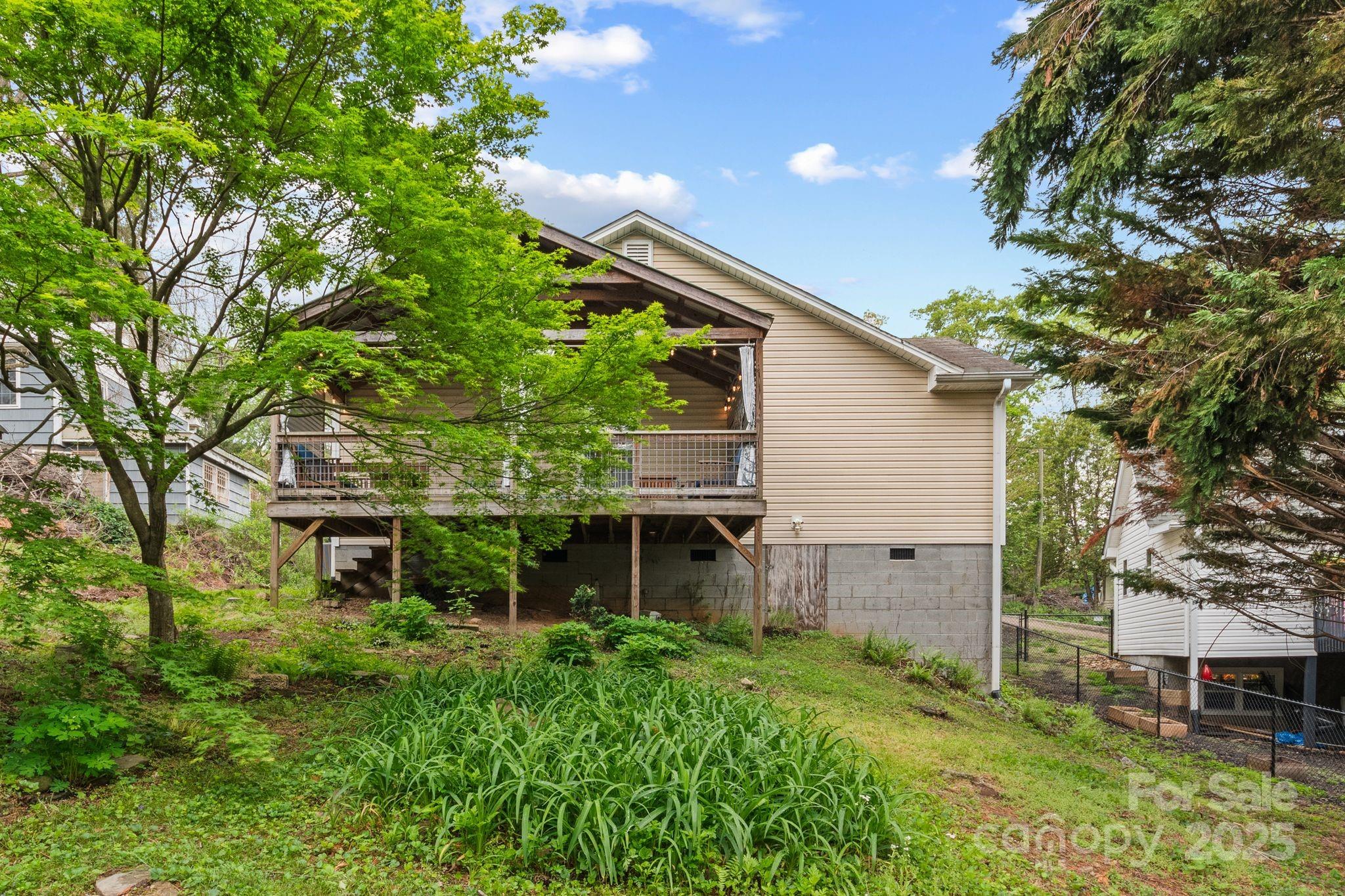 108 Springbrook Road Asheville, NC 28804 - Photo 35 of 40 Gallery Image 35