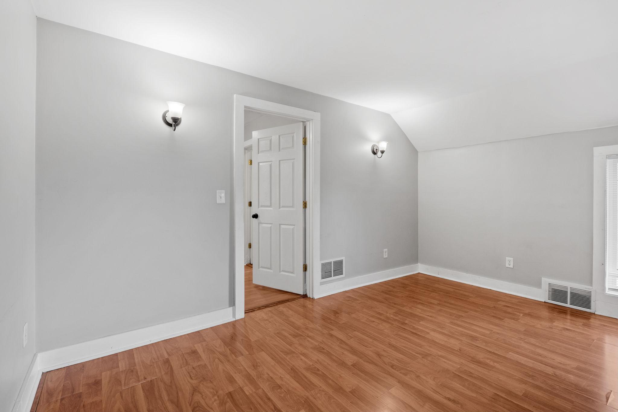 2527 Washington Street Northeast Minneapolis, MN 55418 - Photo 25 of 48