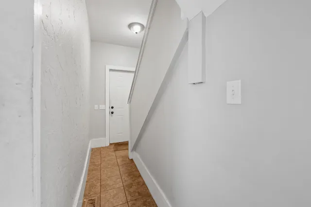 $299,900 | 2527 Washington Street Northeast, Minneapolis, MN 55418